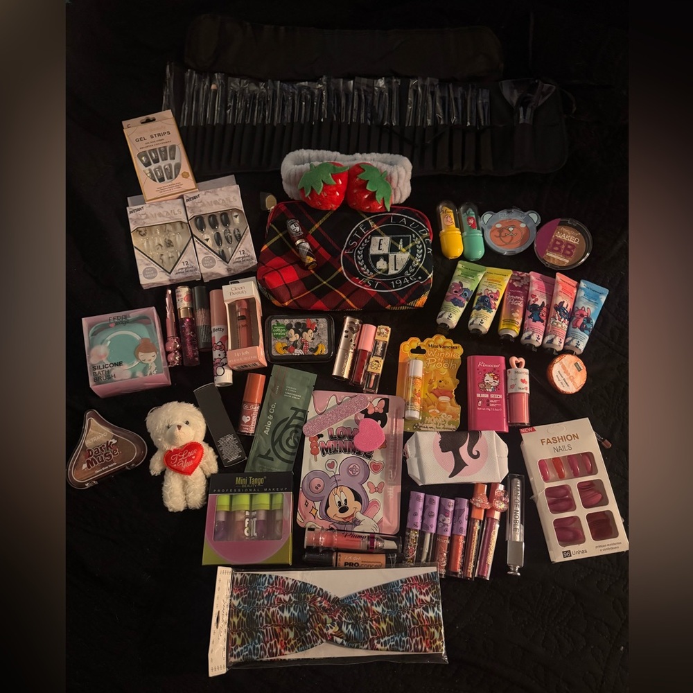 Large Beauty Makeup Bundle Lot